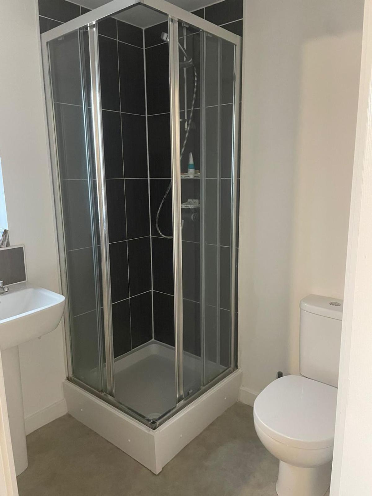 Village House St Mellons - Close To A48 And M4 كارديف المظهر الخارجي الصورة